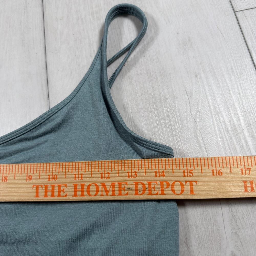 Vuori Performance Halo Crop Tank Top Blue VW1005 Size Large - Picture 10 of 10